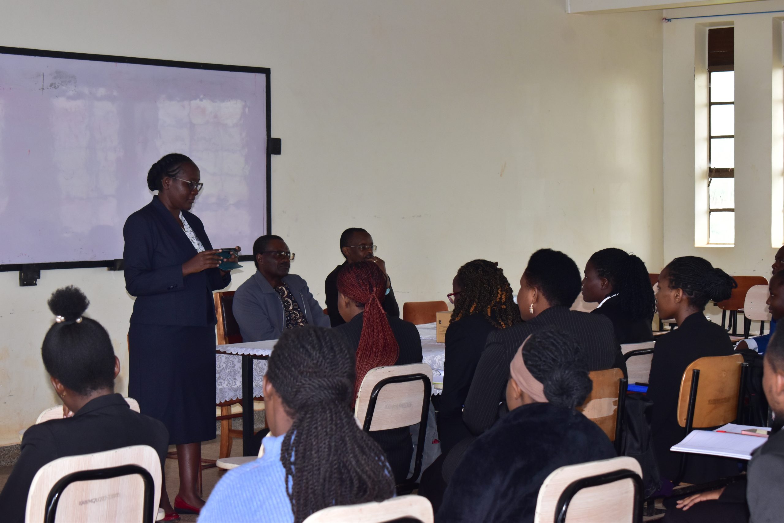 Strengthening Legal Research and Academic Excellence Through Faculty of Law Training Session